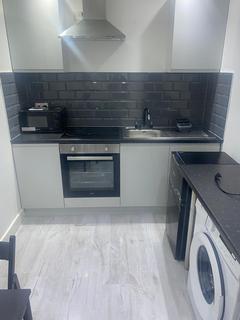 1 bedroom flat to rent, Great North Way, London, NW4