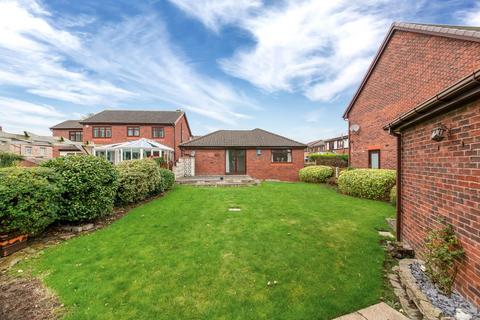 3 bedroom detached bungalow for sale, Silcoates Drive, Wrenthorpe, WF2