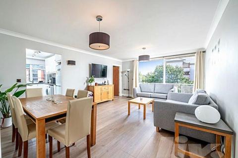 3 bedroom apartment to rent, Regent Court, 1 North Bank NW8