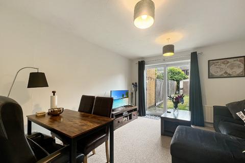 2 bedroom terraced house for sale, Lucerne Close, Cambridge CB1