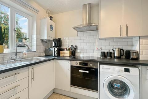 2 bedroom terraced house for sale, Lucerne Close, Cambridge CB1