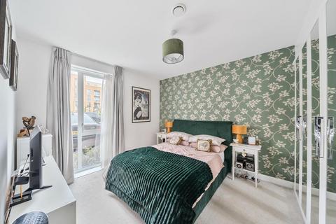 1 bedroom flat for sale, Edgecumbe Avenue,  London,  NW9