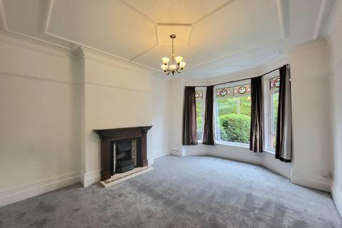 3 bedroom flat to rent, Egerton Road South, Heaton Moor, Stockport, SK4