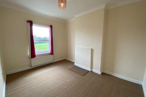 2 bedroom terraced house for sale, Holmfield Road, Clayton West, Huddersfield