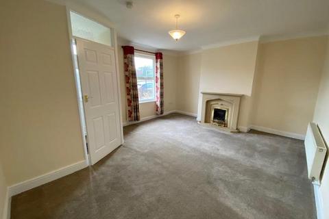 2 bedroom terraced house for sale, Holmfield Road, Clayton West, Huddersfield