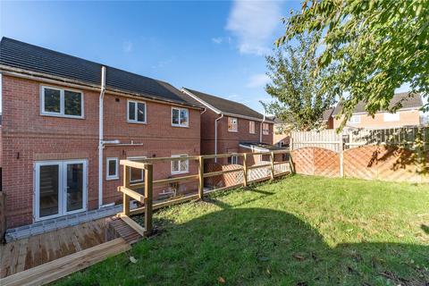 4 bedroom detached house for sale, Oldfield Close, Ossett, West Yorkshire