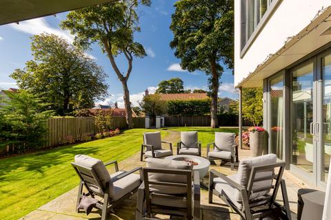 1 St Andrews Court Main Street, Gullane, EH31 2AS
