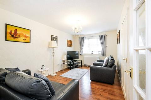 1 bedroom flat for sale, Avenue Road, Romford RM6