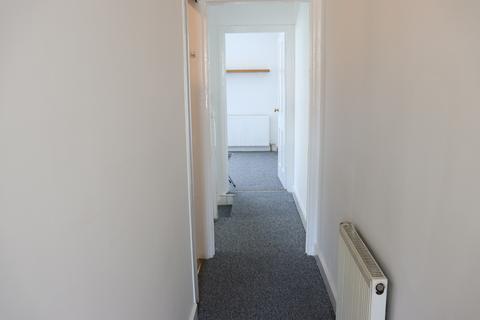 1 bedroom maisonette for sale, Walton Road, Woking GU21