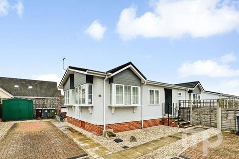 2 bedroom mobile home for sale, Bramble Close, Attleborough NR17