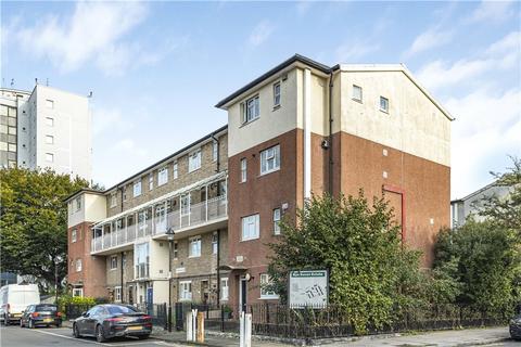 20 Nye Bevan Estate, London, E5 0AG