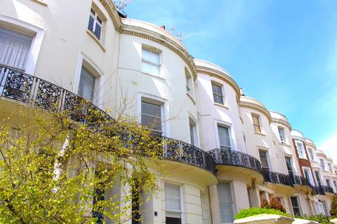 1 bedroom flat to rent, Flat 9 4 Brunswick Road, Hove