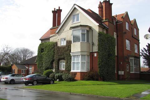 2 bedroom maisonette to rent, 6 The Mount Cleethorpes North East Lincolnshire