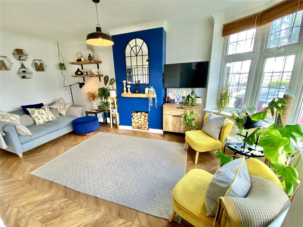 Curran Avenue, Sidcup, Kent, DA15 2 bed semidetached house for sale