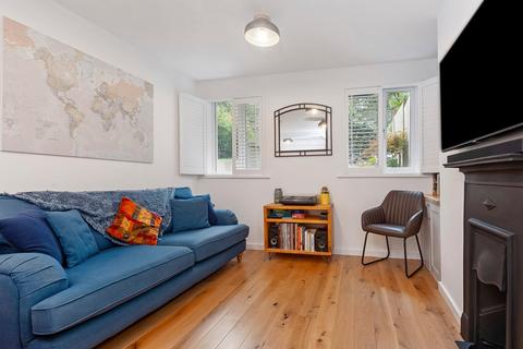 2 bedroom flat for sale, Lammas Park Road , Ealing, W5