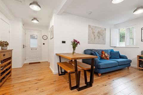 7 Lammas Park Road, London, W5 5JD