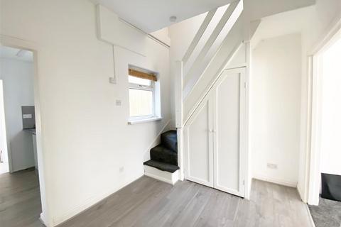 2 bedroom terraced house for sale, Garfield Terrace, York