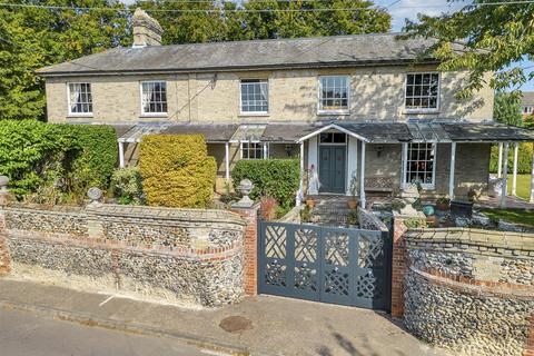 7 bedroom country house for sale, Cross House, Ixworth