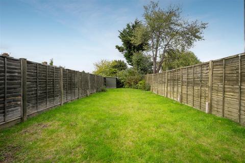 5 East Crescent, Windsor, SL4 5LD