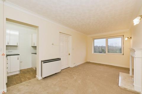 1 bedroom retirement property to rent, 32 Fairview Court, Galsworthy Road KT2