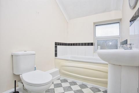 15 Astor Avenue, Dover, CT17 0AR