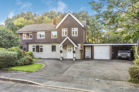 4 bedroom detached house for sale, West Byfleet KT14