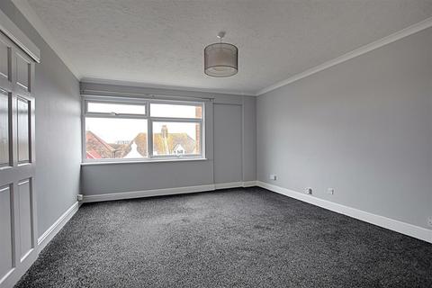 1 bedroom flat to rent, Phoenix Court, Wilton Road, Bexhill-On-Sea