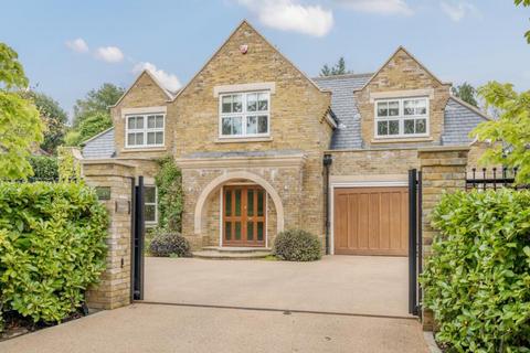 5 bedroom detached house to rent, Wentworth Estate, Virginia Water