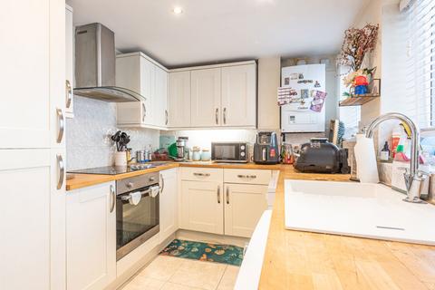 174 Chester Road, Oakenholt, Flint, CH6 5ED