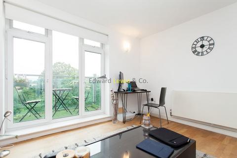 2 bedroom flat to rent, Downs Lane, London E5