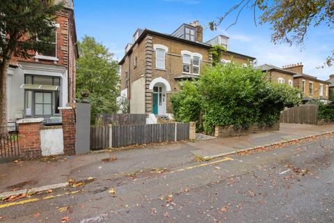 3 bedroom flat for sale, Trinity Road, London N22