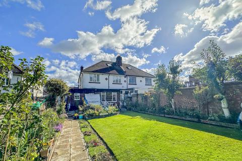 4 bedroom semi-detached house for sale, Brookdale, London, N11