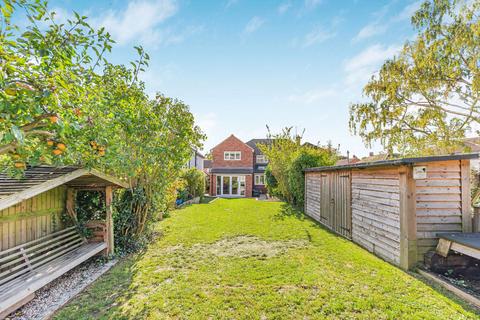 4 bedroom semi-detached house for sale, Oxenhill Road, Sevenoaks TN15