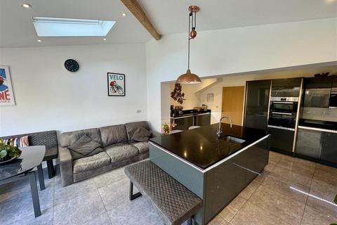 16 Argentia Place, Portishead, Bristol, BS20 7QB