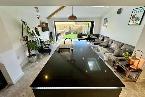 16 Argentia Place, Portishead, Bristol, BS20 7QB