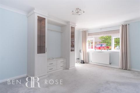 41 Barleyfield, Bamber Bridge, Preston, PR5 8JH