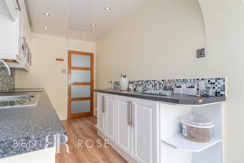41 Barleyfield, Bamber Bridge, Preston, PR5 8JH