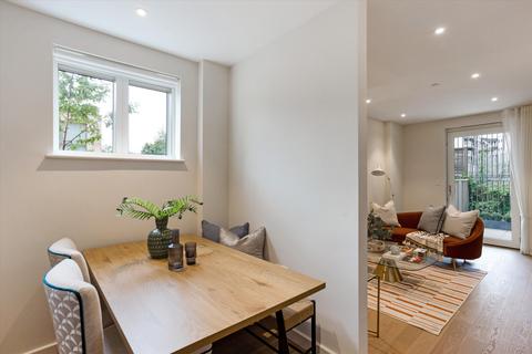 2 bedroom apartment for sale, Liddell Road, West Hampstead, London, NW6