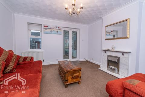 2 bedroom terraced house for sale, West Cliffe, Lytham