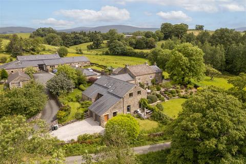 4 bedroom barn conversion for sale, The Stables, Back Lane, Wennington