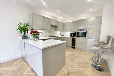 48 Riverside Road, Sidcup, DA14 4PU