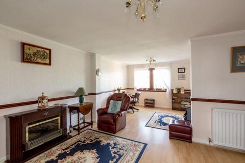 2 bedroom terraced house for sale, 100 Moredun Park Gardens, Moredun, EH17 7LH