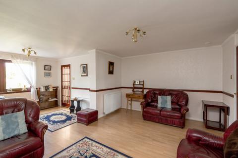 2 bedroom terraced house for sale, 100 Moredun Park Gardens, Moredun, EH17 7LH