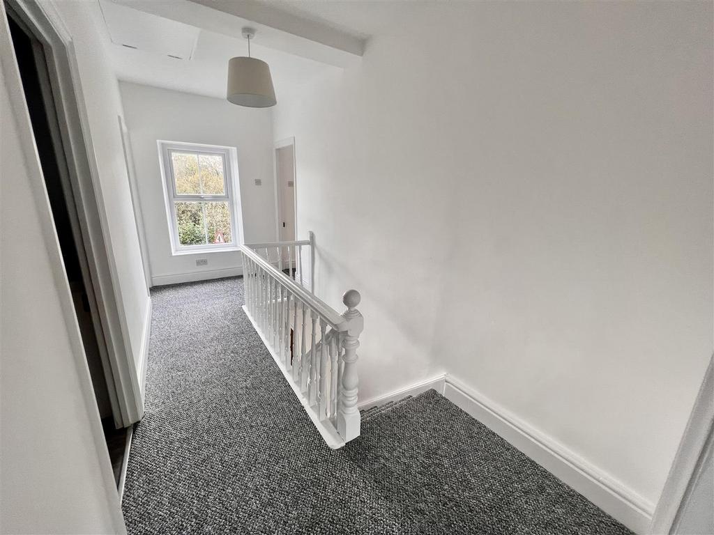 AFAA5087-EDE6-44 F9-B9 B8-A127701687 CA.jpeg