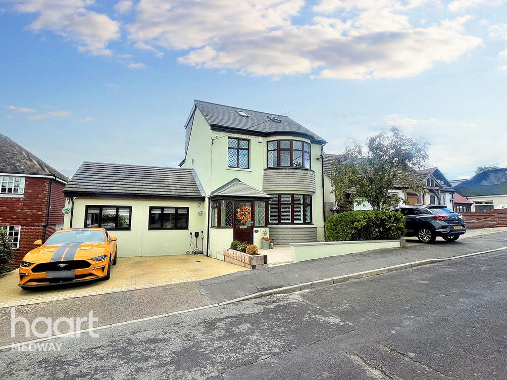 Burdett Avenue, Gravesend 5 bed detached house for sale £750,000