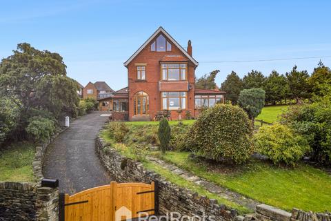 3 bedroom detached house for sale, North Road, Huddersfield HD8