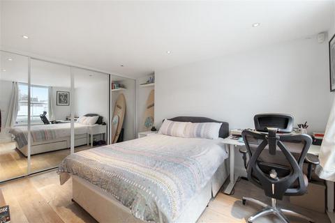 3 bedroom maisonette for sale, Garway Road, W2