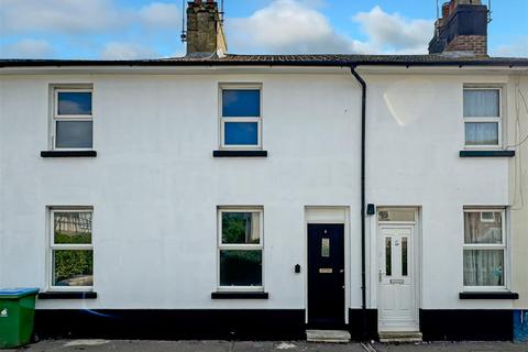 6 Albert Road, Littlehampton, BN17 7AA