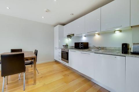 1 bedroom flat for sale, Westwick Gardens, Hammersmith, London, W14