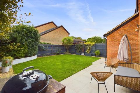 16 Alders Green, Gloucester, GL2 9HJ